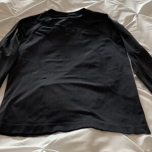 Lululemon Swiftly tech Shirt ~ Hip length ~ Size 8 ~ Black